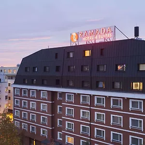 Ramada & By Wyndham North 4* Bukarest